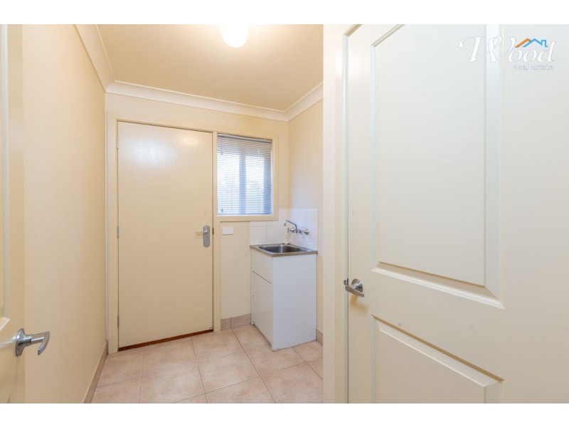 4 Guthega Court, Thurgoona NSW 2640