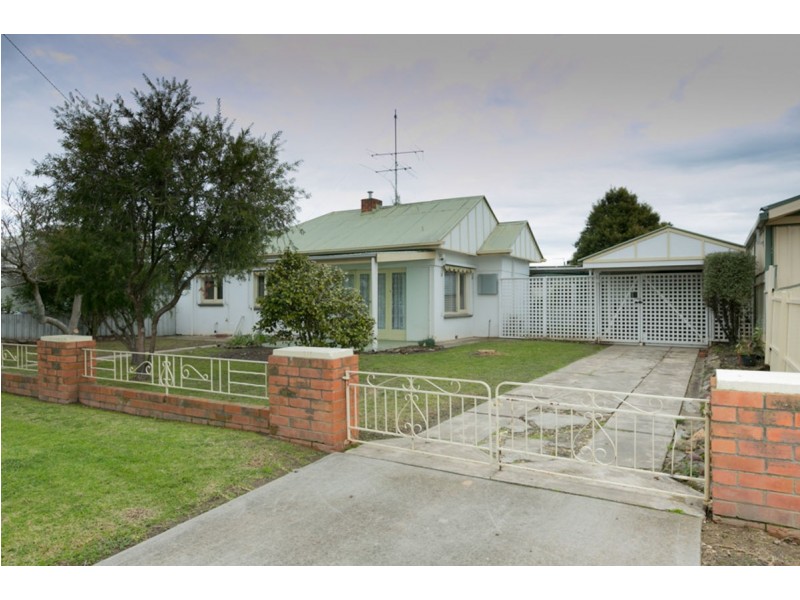 431 Bownds St, Lavington NSW 2641