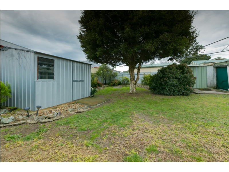 431 Bownds St, Lavington NSW 2641