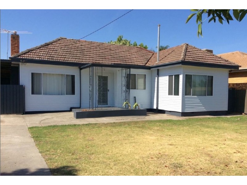 430 Tarakan Avenue, Lavington NSW 2641