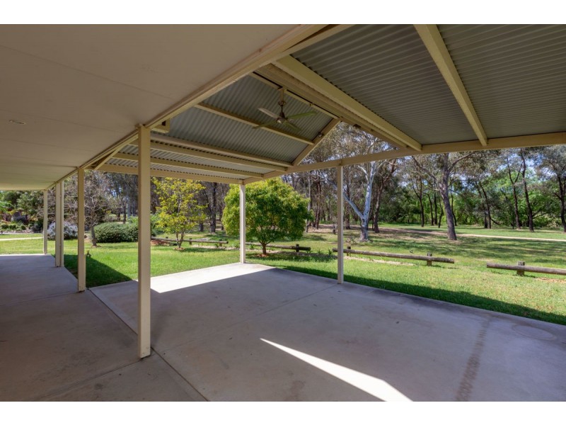 21 The Dale, Thurgoona NSW 2640