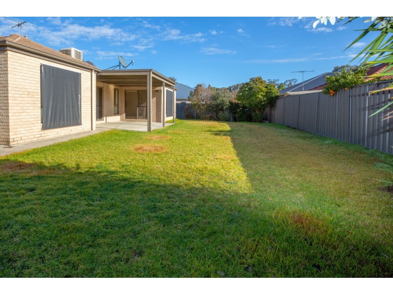 104 Hotham Circuit, Thurgoona NSW 2640