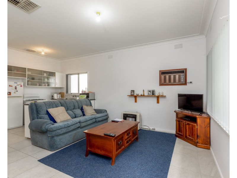 359 Tarakan Ave, North Albury NSW 2640