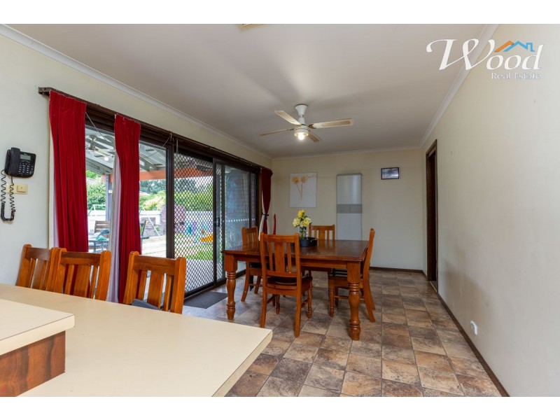 562 Iluka Crescent, Lavington NSW 2641