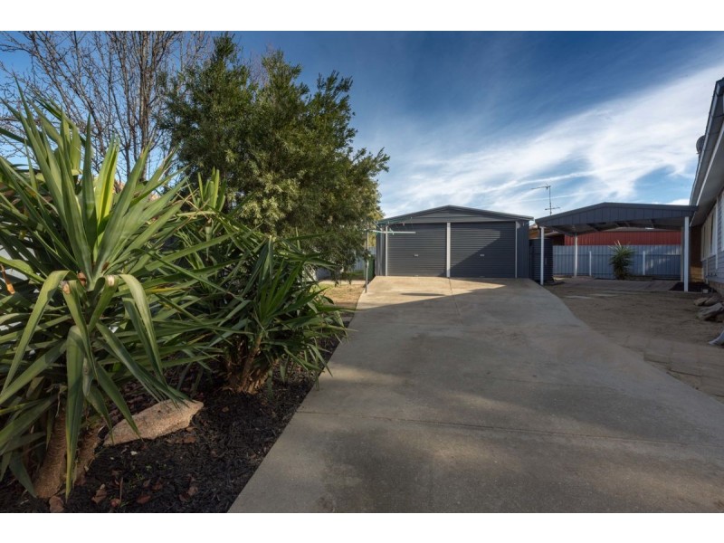 23 Kosciuszko Road, Thurgoona NSW 2640
