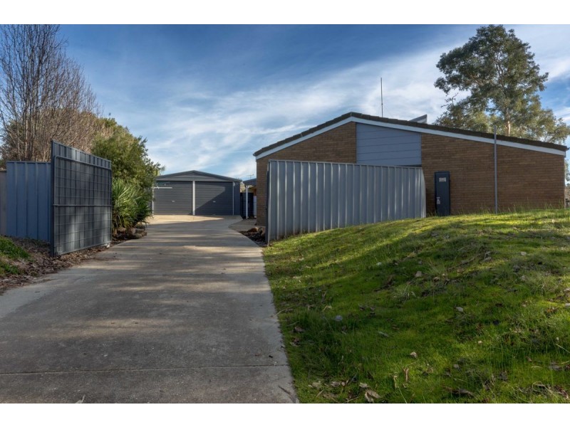 23 Kosciuszko Road, Thurgoona NSW 2640