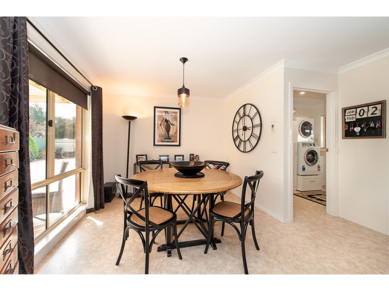 1/448 Reid Avenue, Lavington NSW 2641