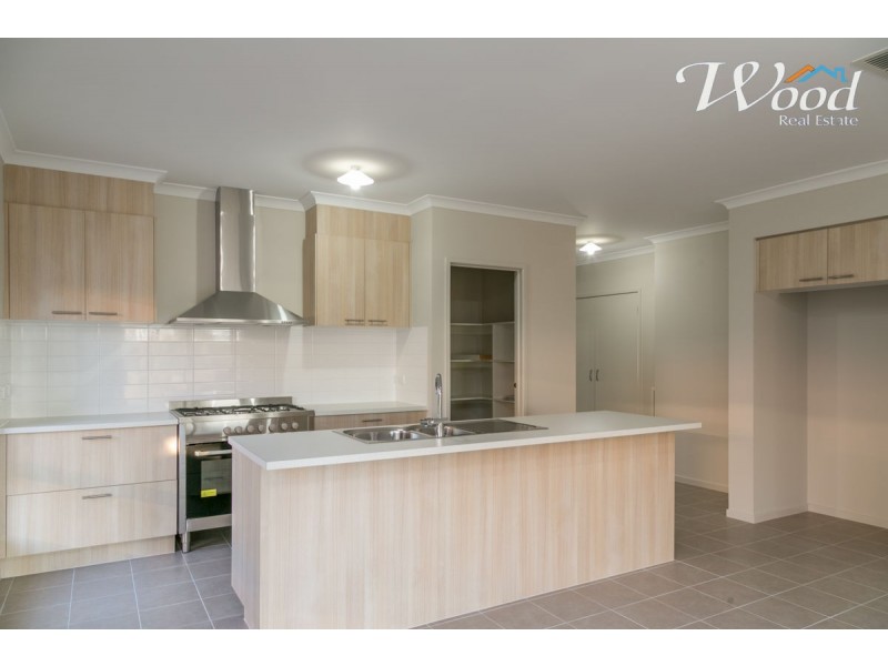 22 Barnett Avenue, Thurgoona NSW 2640