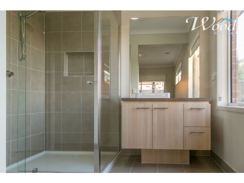 22 Barnett Avenue, Thurgoona NSW 2640