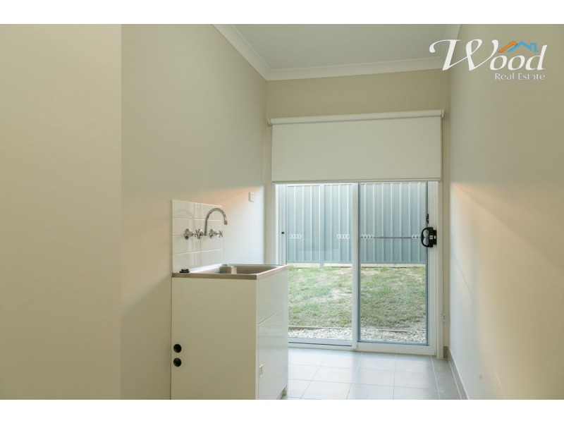 22 Barnett Avenue, Thurgoona NSW 2640