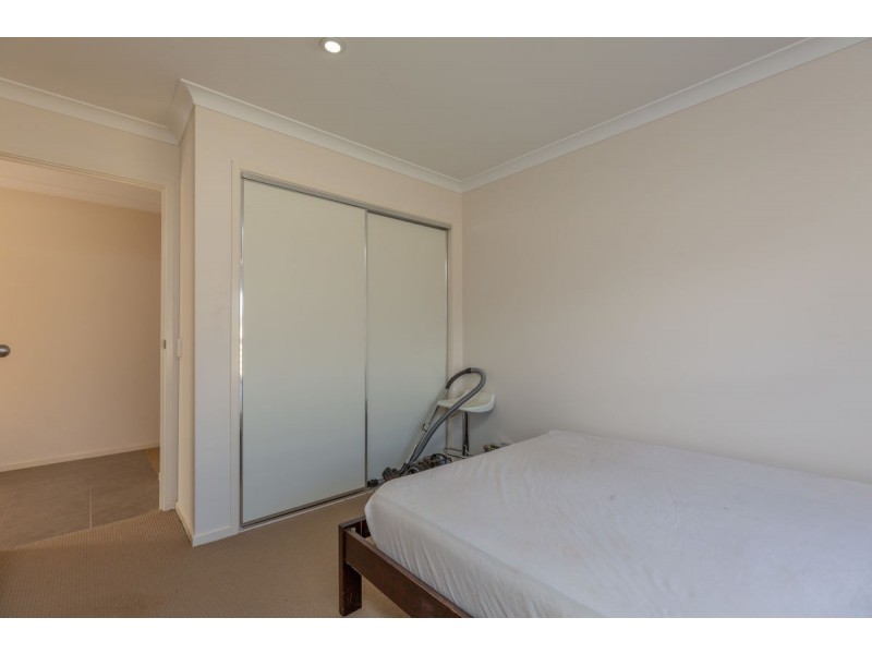 16 O’Shea Street, Lavington NSW 2641