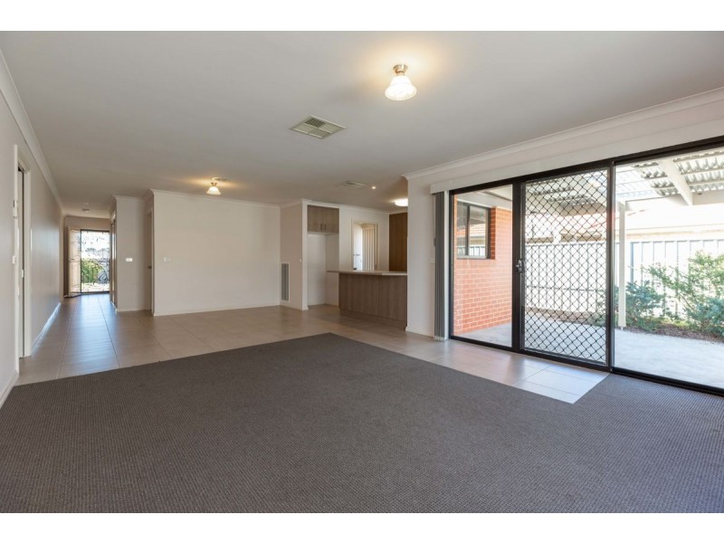 5 Firetail Street, Thurgoona NSW 2640