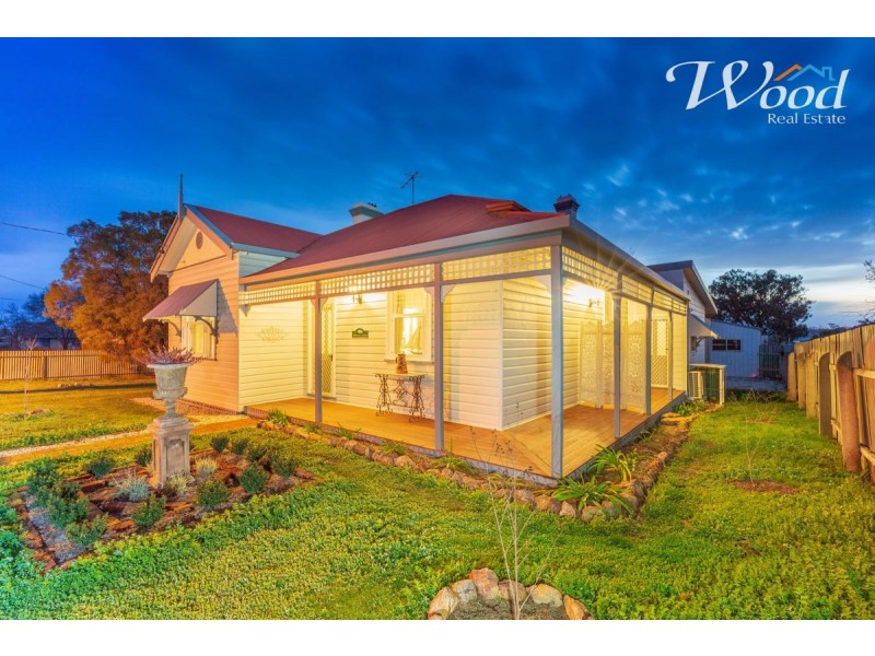 38 Ivor St, Henty NSW 2658