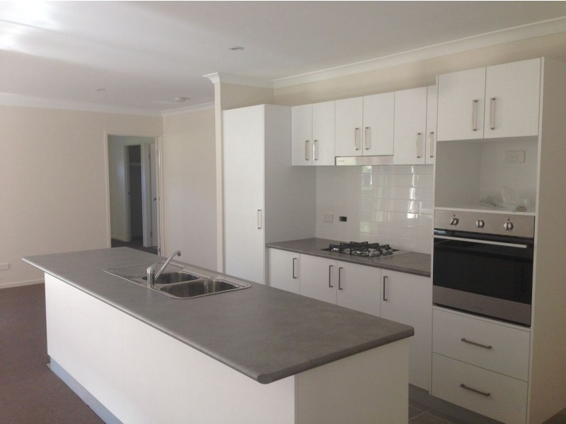 20 O’Shea Street, Lavington NSW 2641