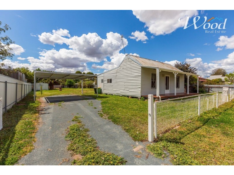 24 Day Street, Henty NSW 2658