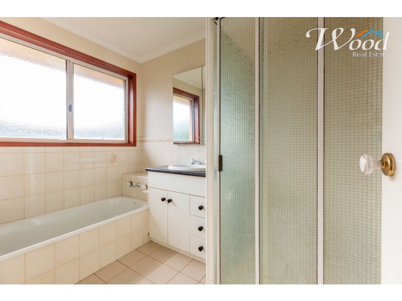 2/279 Kooba Street, North Albury NSW 2640