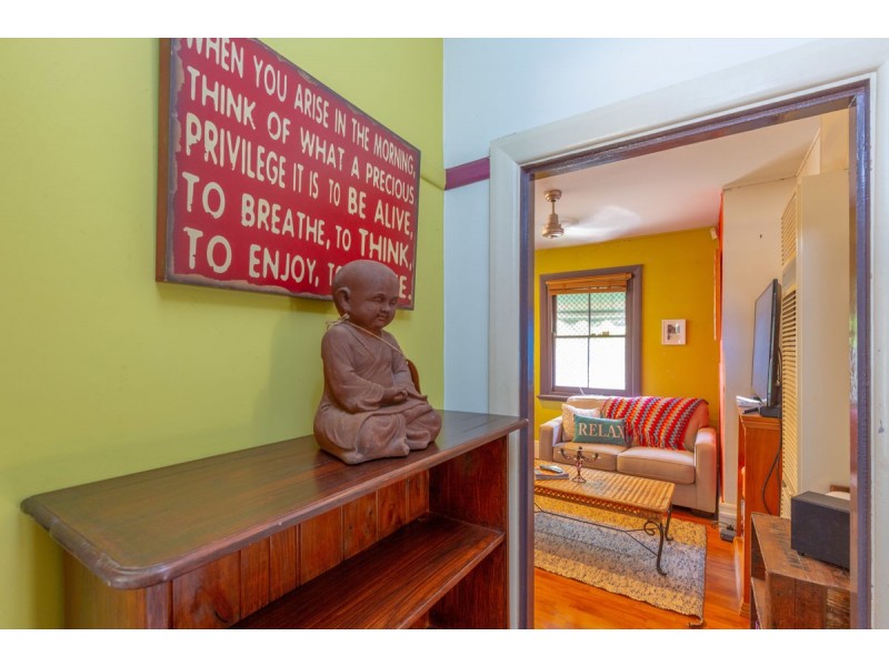 540 Hague Street, Lavington NSW 2641