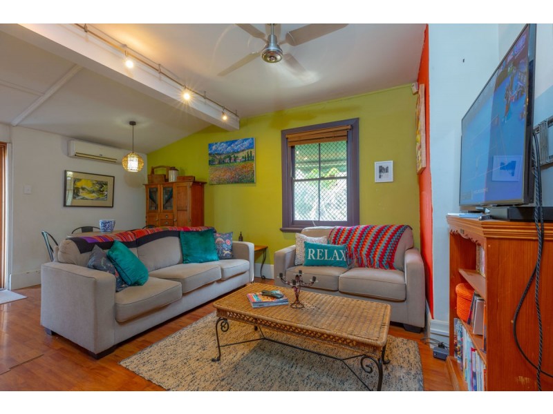 540 Hague Street, Lavington NSW 2641