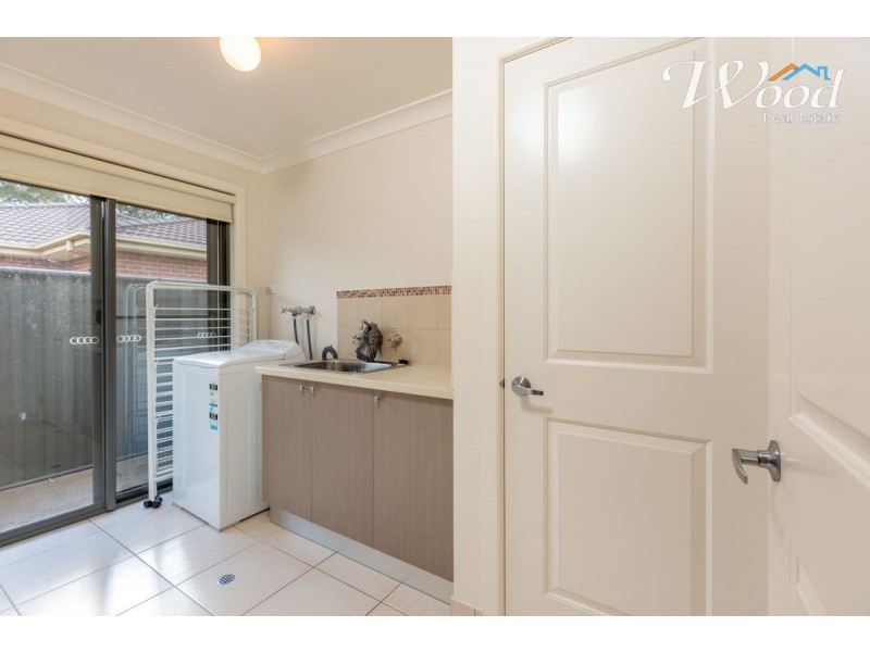 3 Guthega Court, Thurgoona NSW 2640