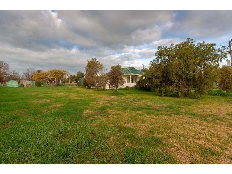 66 Munro Street, Culcairn NSW 2660