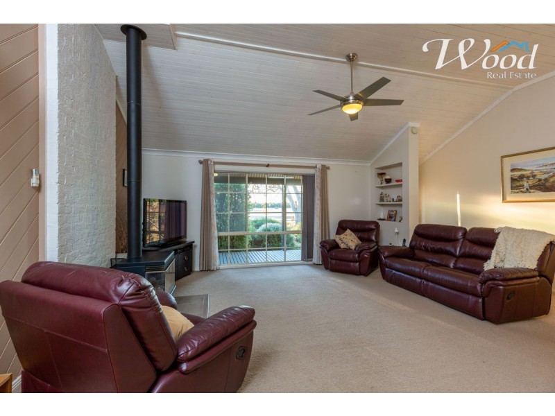 2-4 Nyhan Street, Holbrook NSW 2644