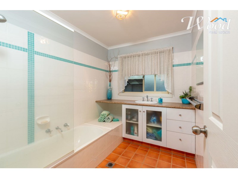 2-4 Nyhan Street, Holbrook NSW 2644