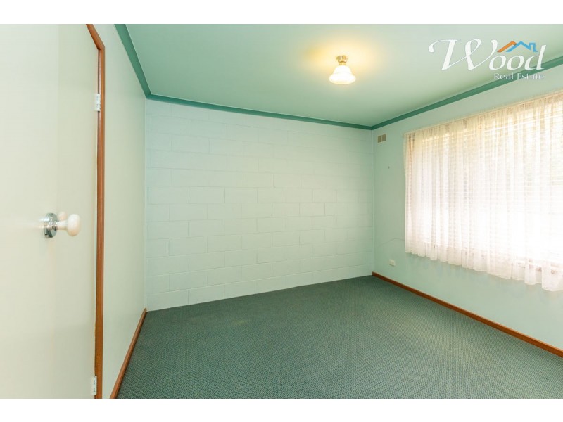 2/420 Urana Road, Lavington NSW 2641