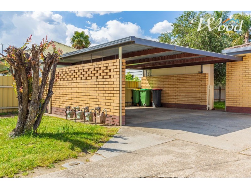 2/420 Urana Road, Lavington NSW 2641