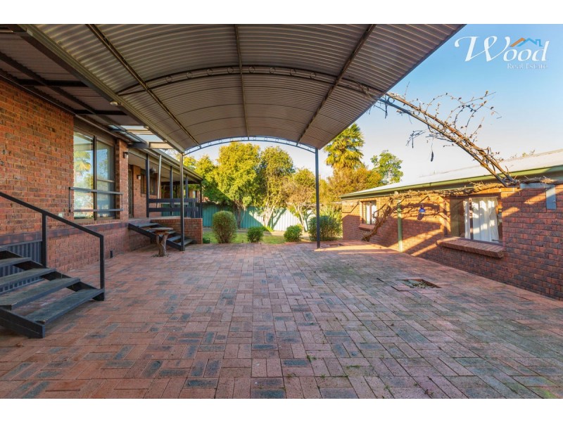 655 Briardale Road, Lavington NSW 2641