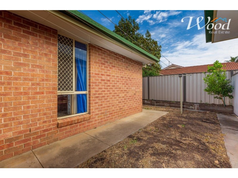 4/2 Owen Court, Lavington NSW 2641