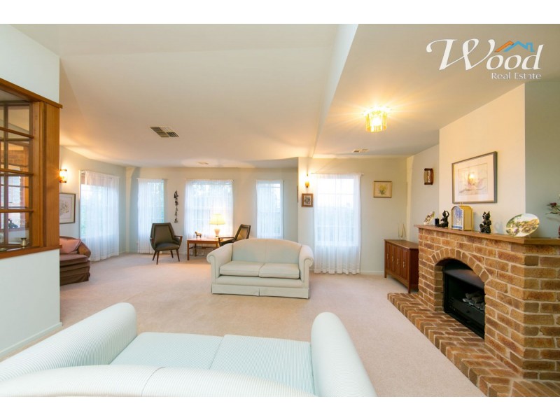 40 Franklin Court (Norris Park), Lavington NSW 2641