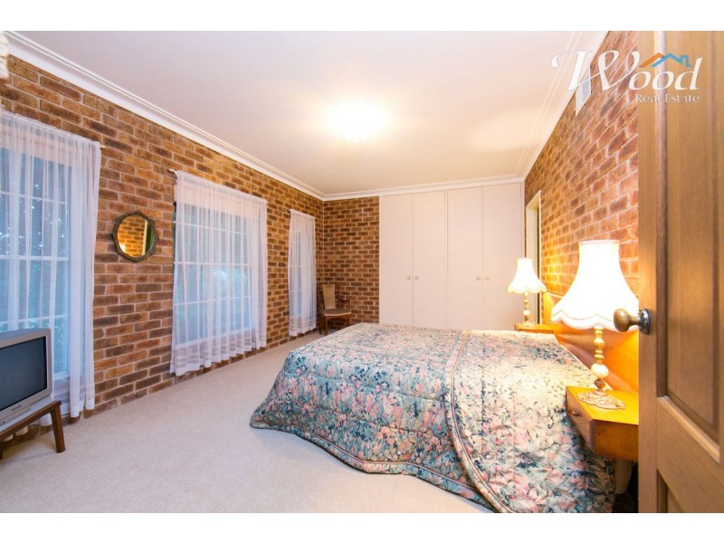 40 Franklin Court (Norris Park), Lavington NSW 2641