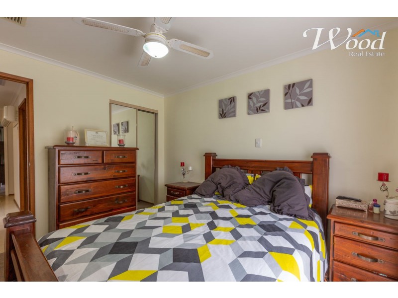 2 Boree Crt, Thurgoona NSW 2640