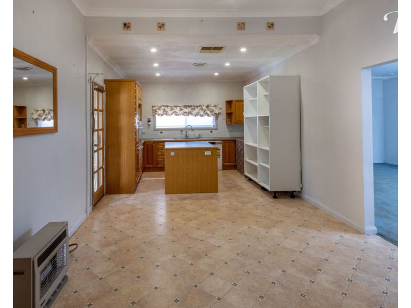 3 Elm Street, Henty NSW 2658