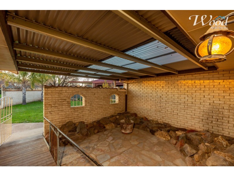 321 Mark Cres, Lavington NSW 2641