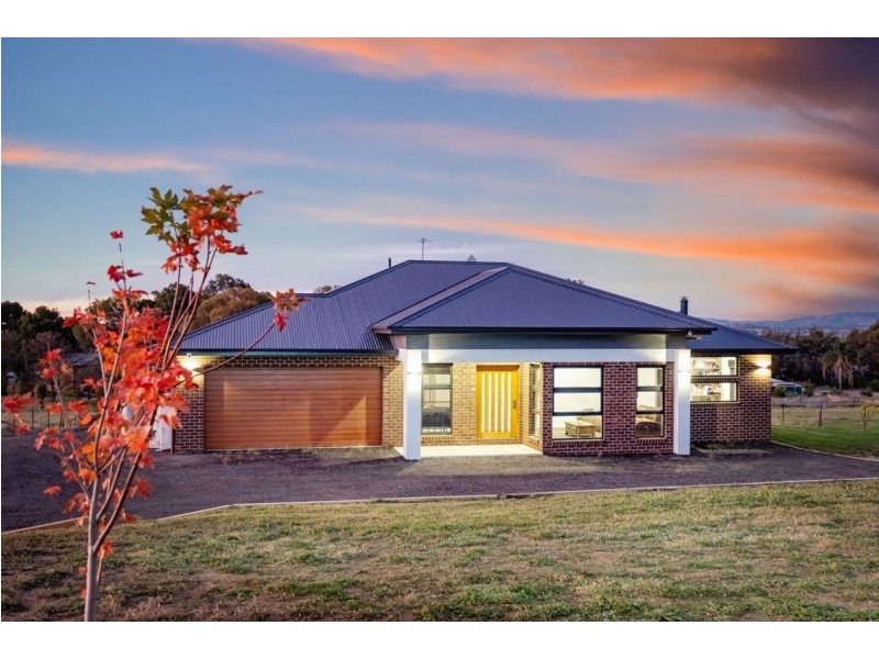 1484 Table Top Road, Table Top NSW 2640