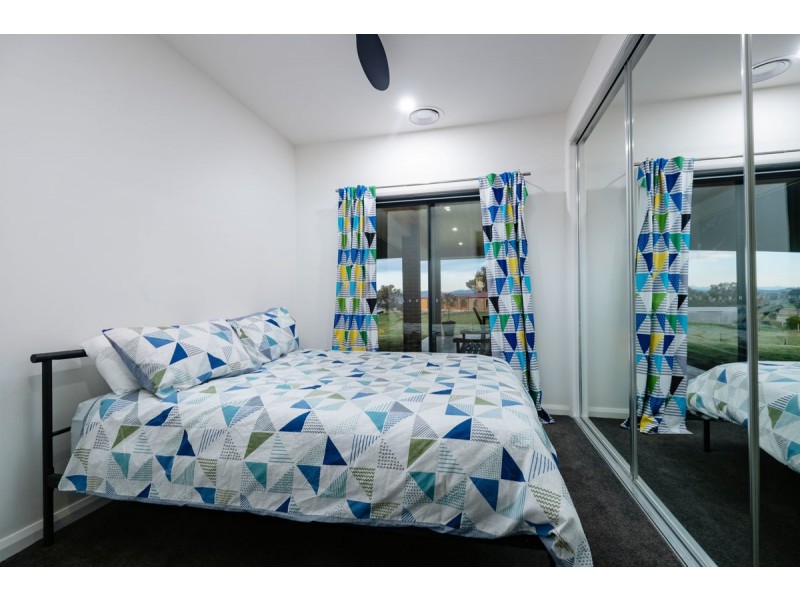 1484 Table Top Road, Table Top NSW 2640