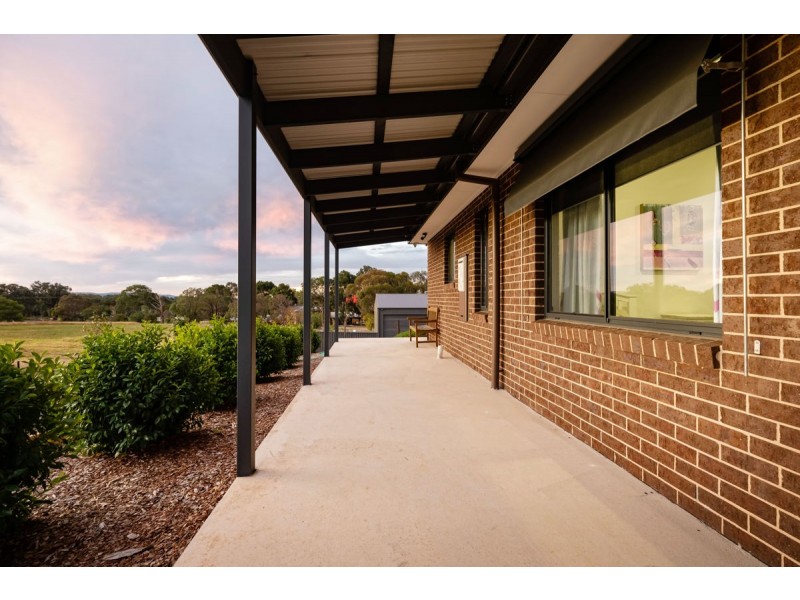 1484 Table Top Road, Table Top NSW 2640