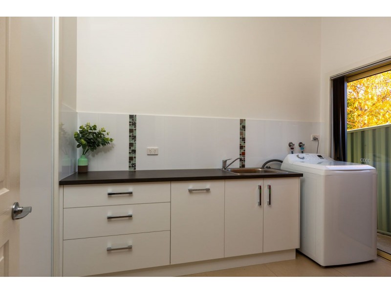 2/35 Handel St (Norris Park), Glenroy NSW 2640