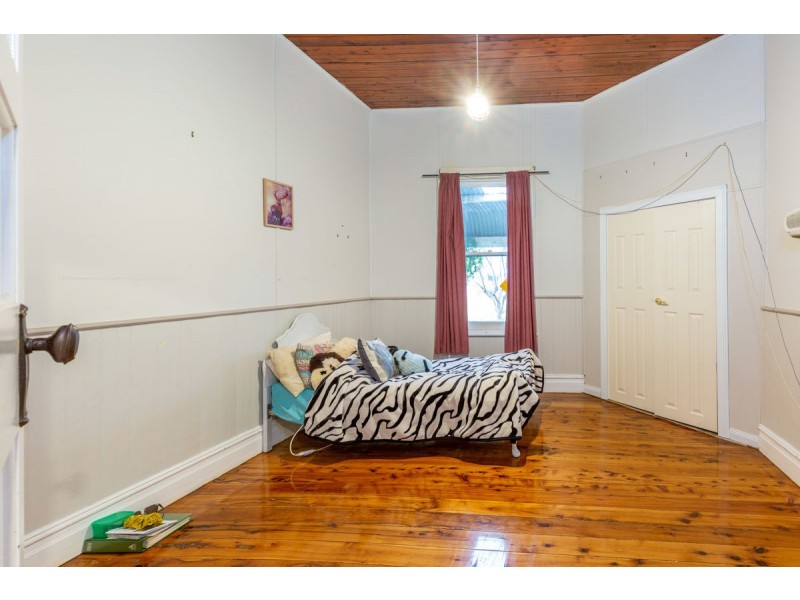 6 Second Ave, Henty NSW 2658