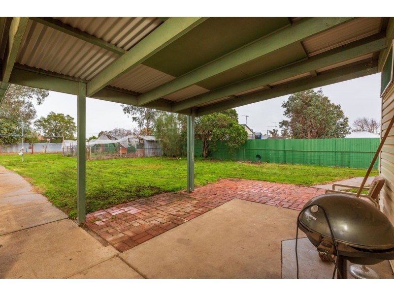 6 Second Ave, Henty NSW 2658