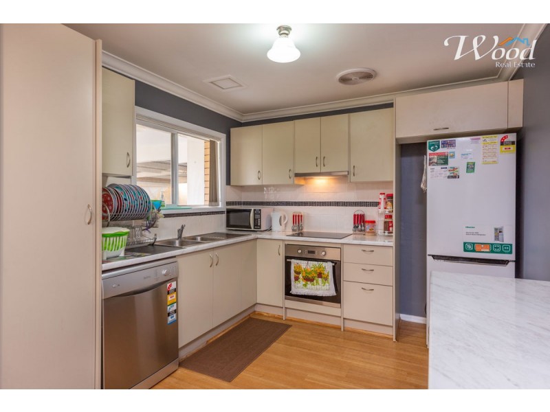 463 Kotthoff Street, Lavington NSW 2641