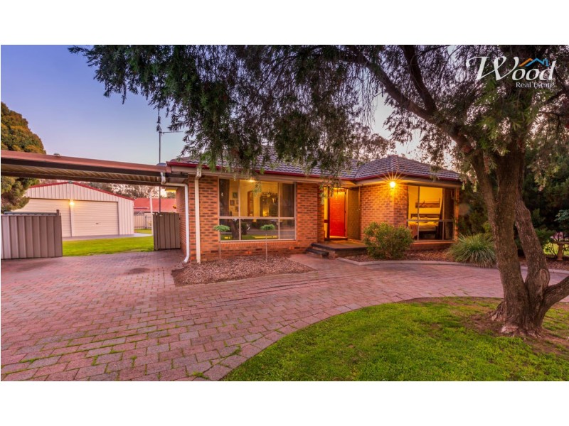 2 Gleneagles Crt, Thurgoona NSW 2640