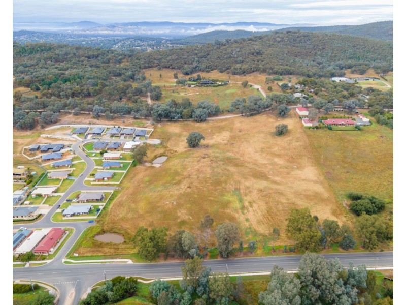 827 Centaur Rd, Hamilton Valley NSW 2641