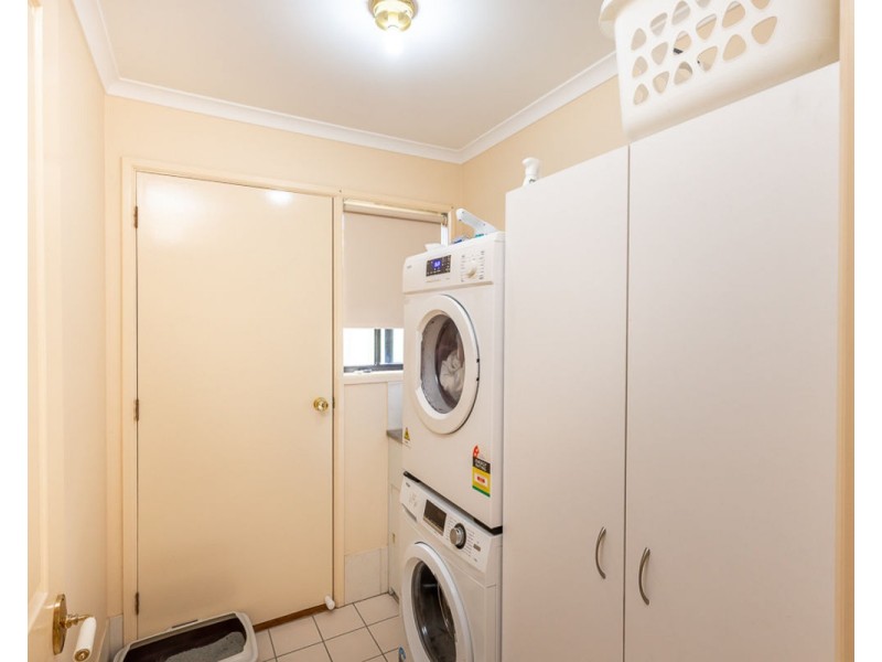 25 Bowyer Pl (Norris Park), Lavington NSW 2641