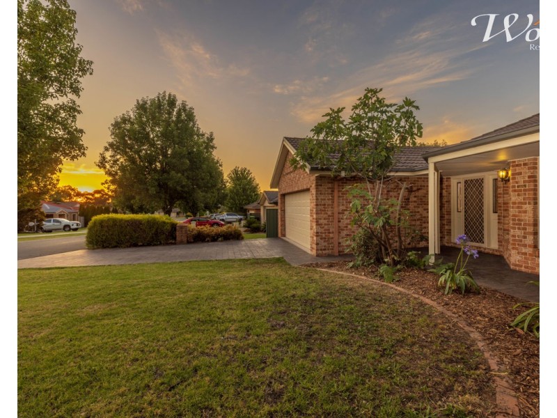 110 Dryandra Way, Thurgoona NSW 2640