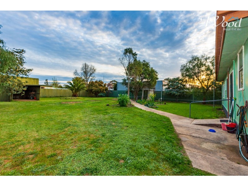 1 Douglas St, Culcairn NSW 2660