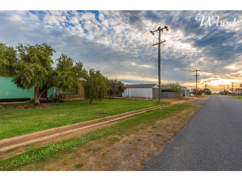1 Douglas St, Culcairn NSW 2660