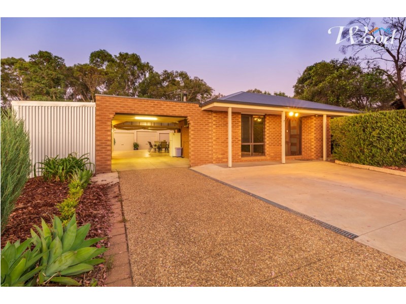 7 Erica Court, Thurgoona NSW 2640