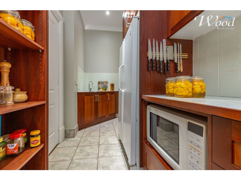 1212 Lake Road, Bethanga VIC 3691